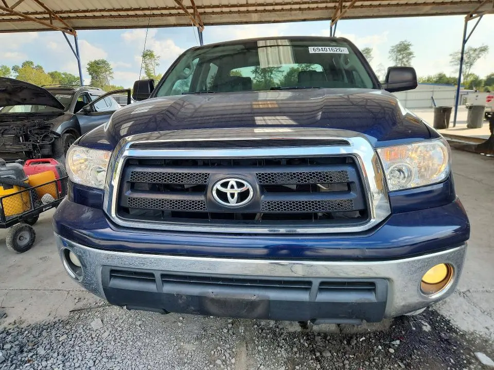 2011 TOYOTA TUNDRA CREWMAX SR5  