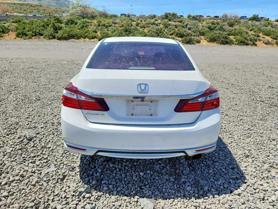 2016 HONDA ACCORD LX  