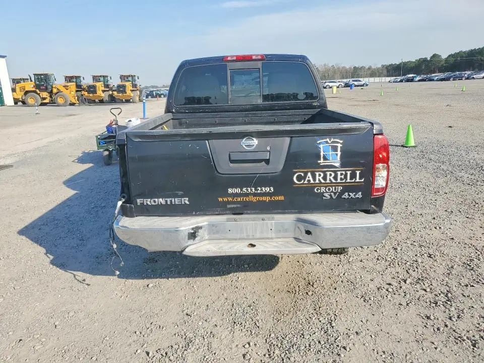 2016 NISSAN FRONTIER SV  