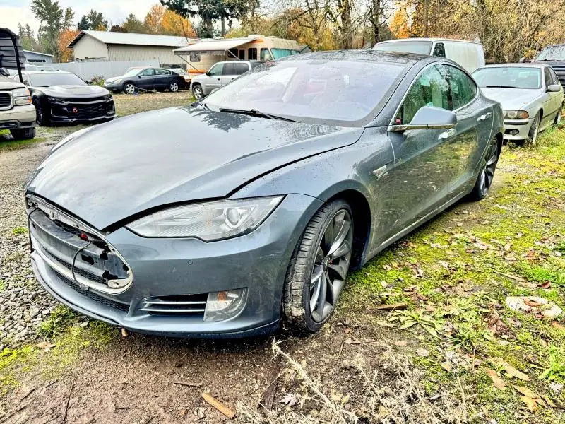 2014 TESLA MODEL S   
