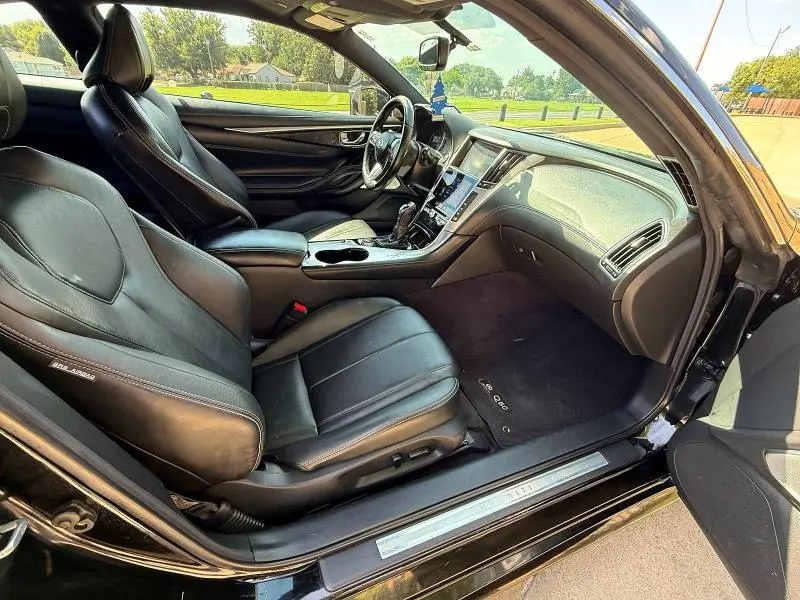 2018 INFINITI Q60 3.0T LUXE  