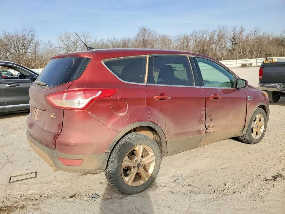 2015 FORD ESCAPE SE  