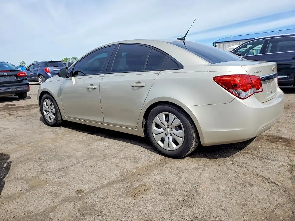 2014 CHEVROLET CRUZE LS  
