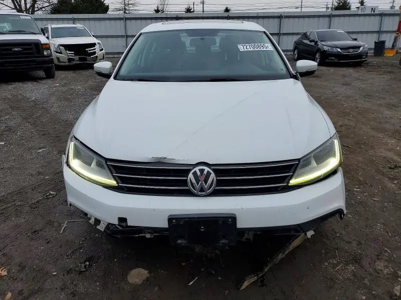 2017 VOLKSWAGEN JETTA SE  