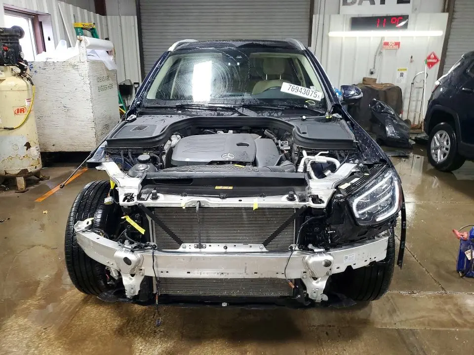 2021 MERCEDES-BENZ GLC 300 4MATIC  