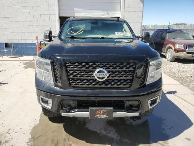 2017 NISSAN TITAN PRO -4X