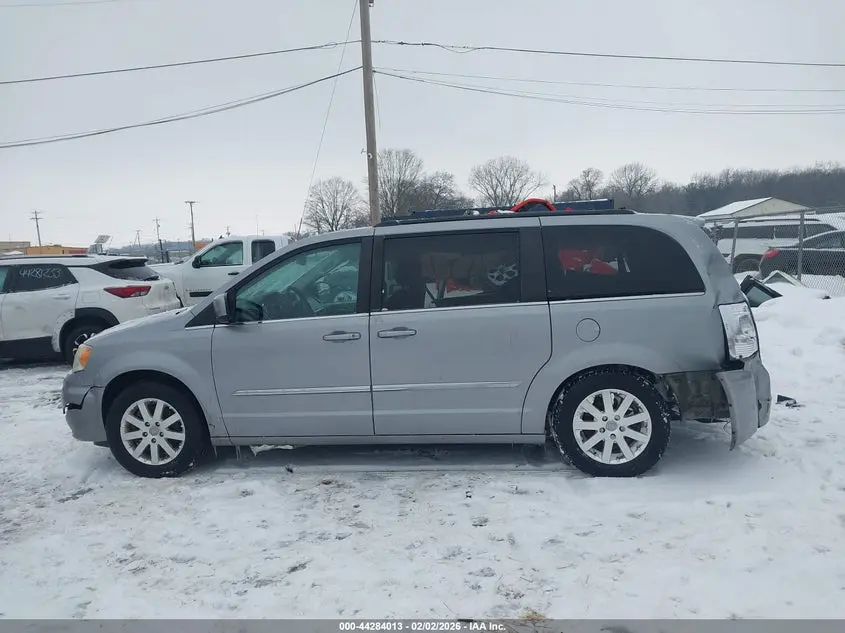 2013 CHRYSLER TOWN & COUNTRY TOURING