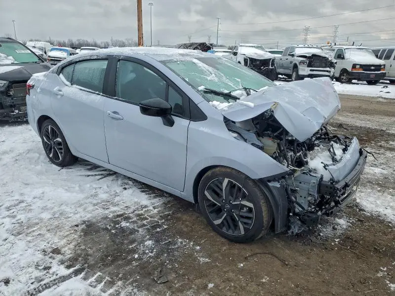 2025 NISSAN VERSA SR  