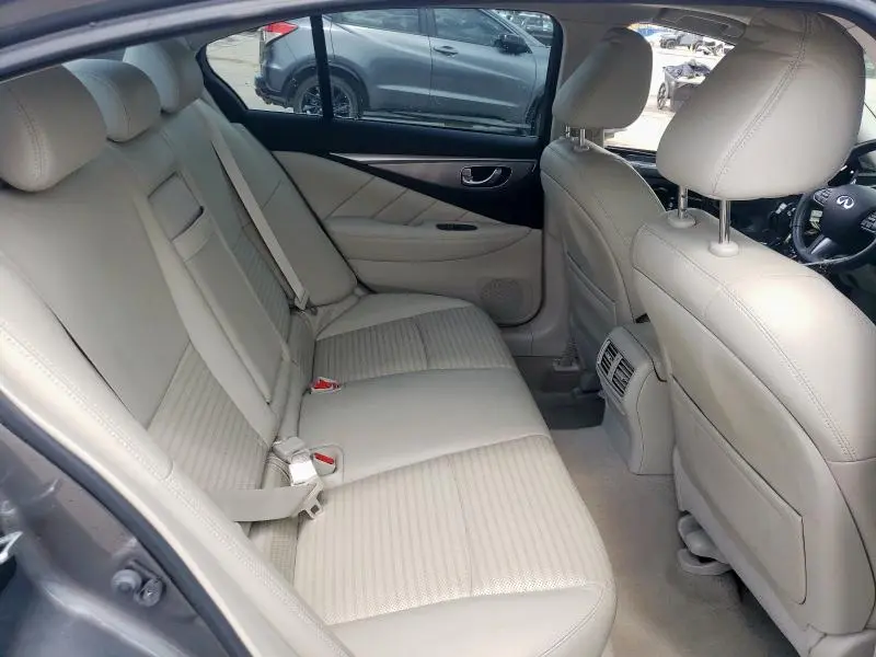 2016 INFINITI Q50 RED SPORT 400  