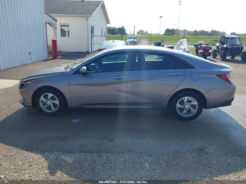 2023 HYUNDAI ELANTRA SE