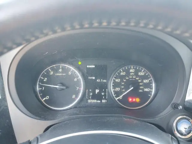 2020 MITSUBISHI OUTLANDER SE  