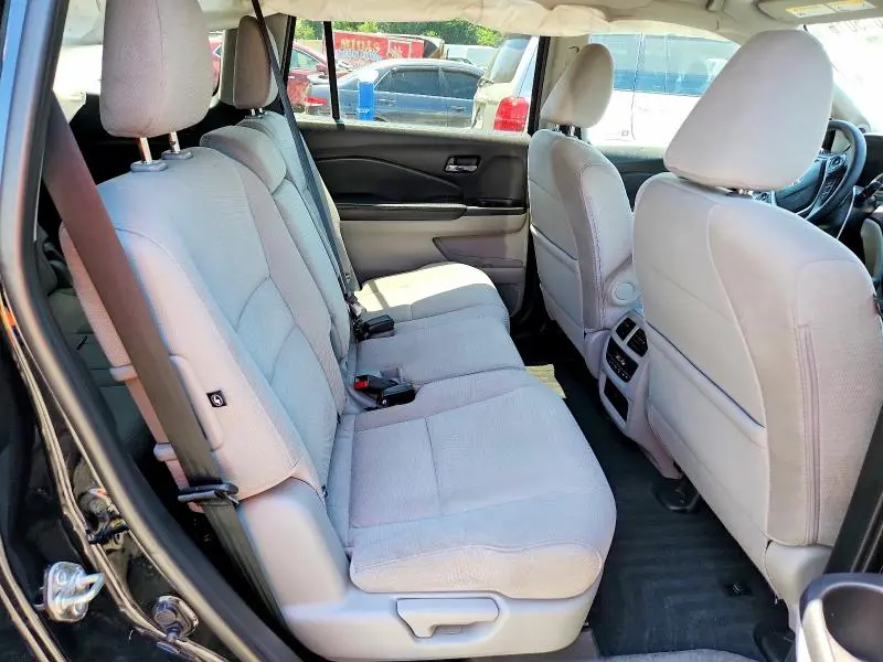 2018 HONDA PILOT EX  