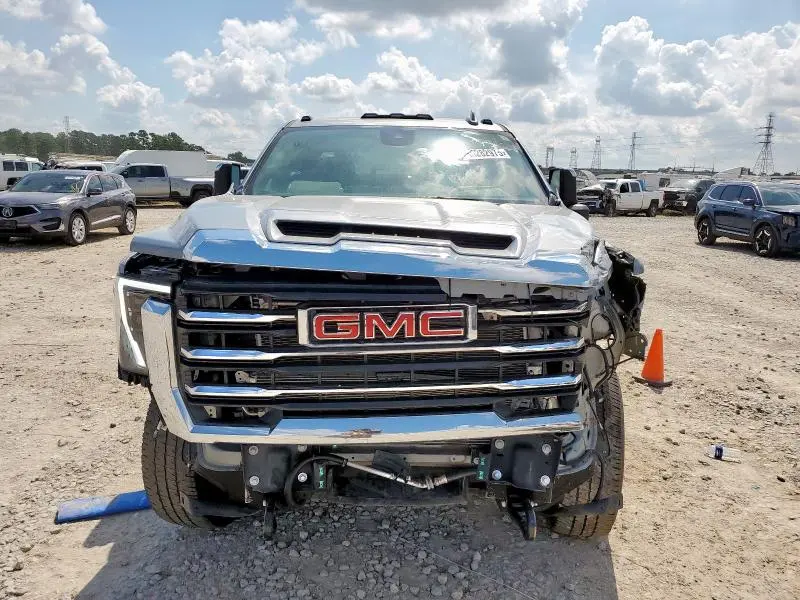 2024 GMC SIERRA K3500 SLT
