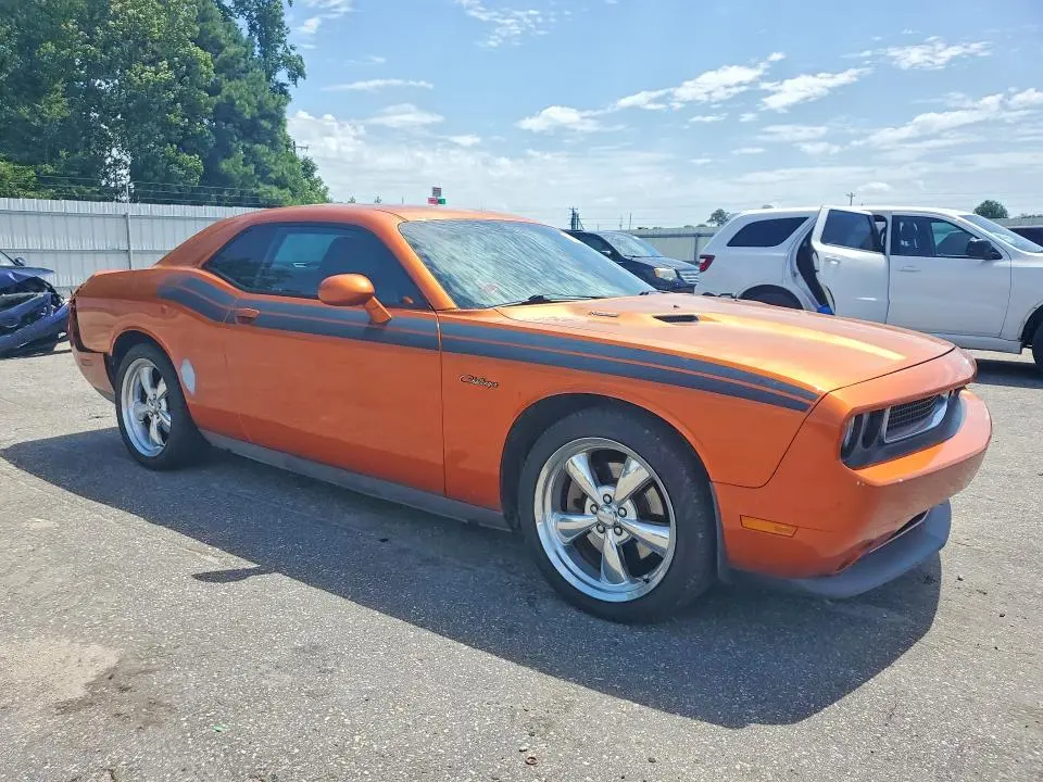 2011 DODGE CHALLENGER   