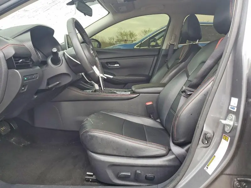 2024 NISSAN SENTRA SR  