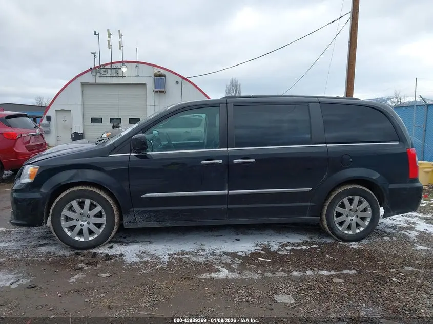 2016 CHRYSLER TOWN & COUNTRY TOURING