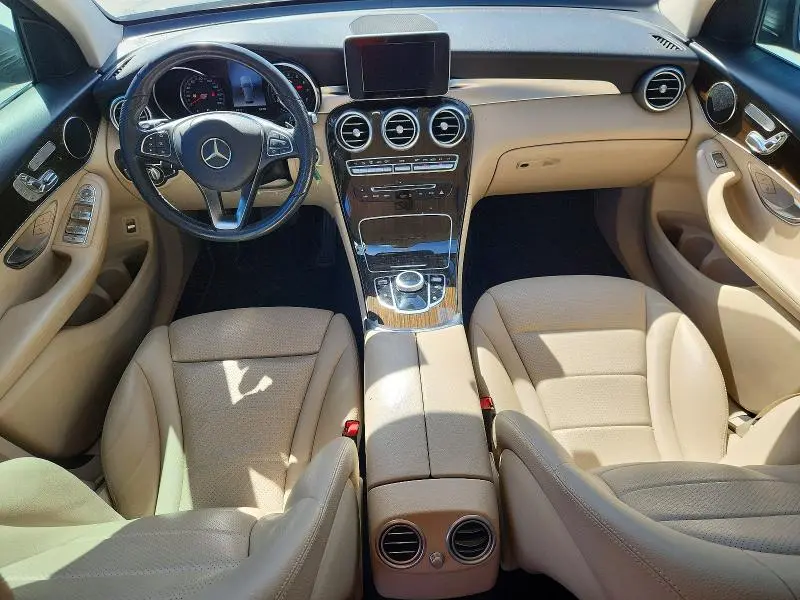 2019 MERCEDES-BENZ GLC 300  
