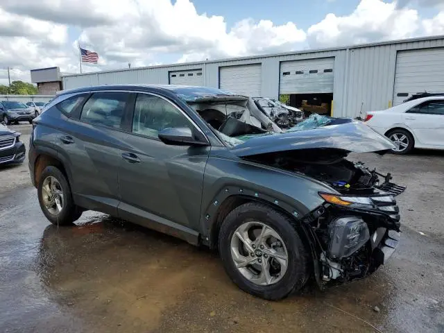 2022 HYUNDAI TUCSON SE  