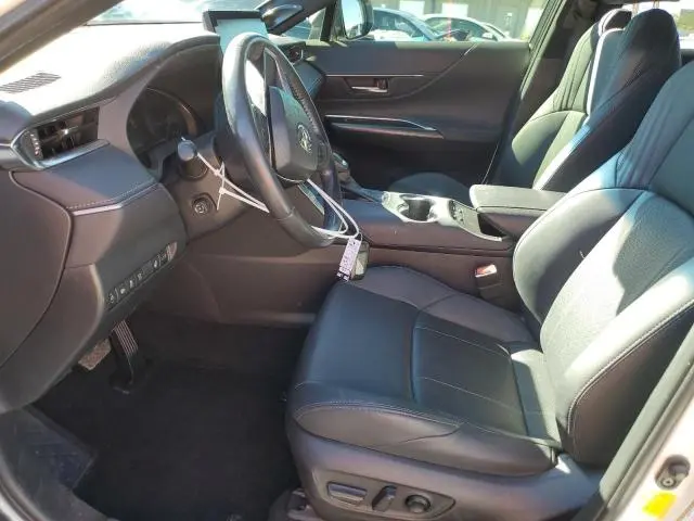 2022 TOYOTA VENZA LE  