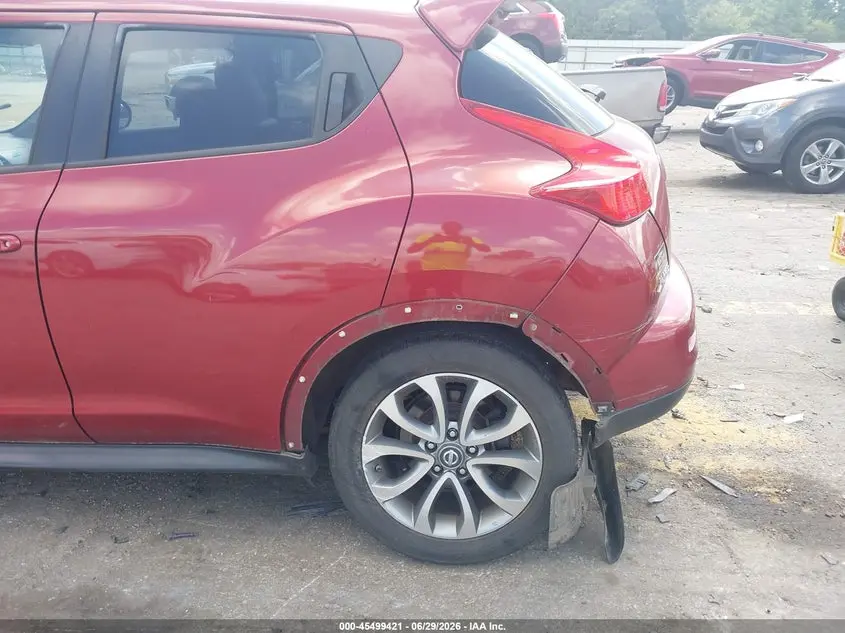 2012 NISSAN JUKE SL