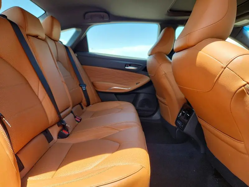 2019 TOYOTA AVALON LIMITED  