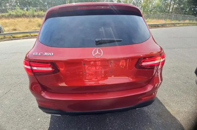 2019 MERCEDES-BENZ GLC 300  