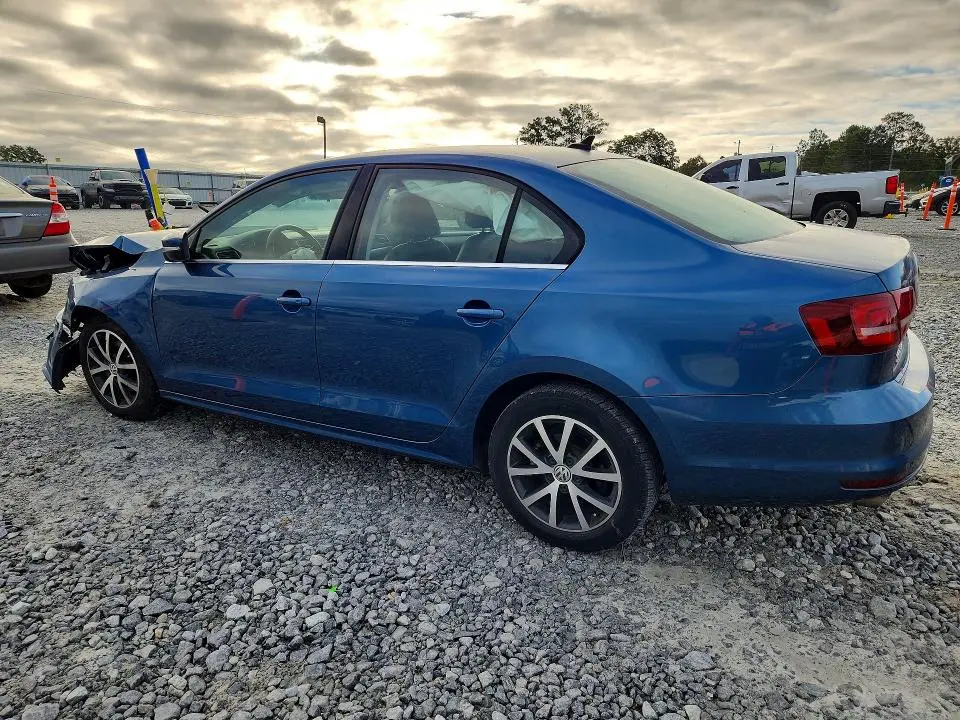 2017 VOLKSWAGEN JETTA SE  