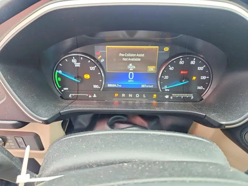 2021 FORD ESCAPE SE  