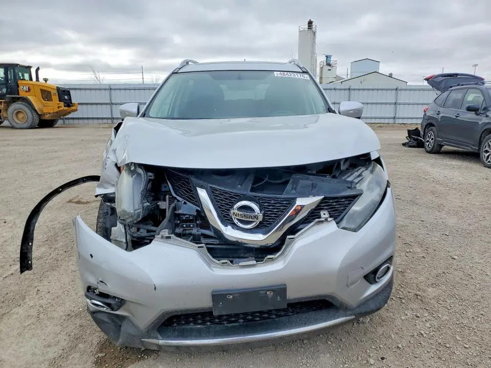 2015 NISSAN ROGUE   