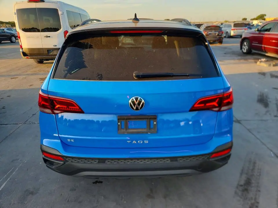 2024 VOLKSWAGEN TAOS SE  
