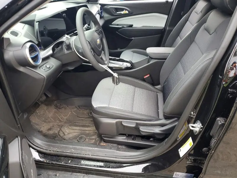 2025 CHEVROLET TRAX 1LT  