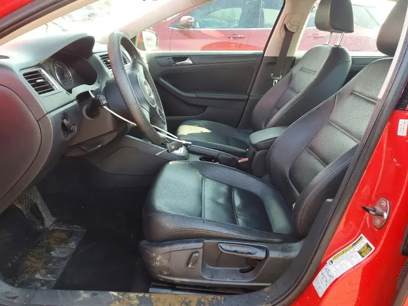 2014 VOLKSWAGEN JETTA SE  