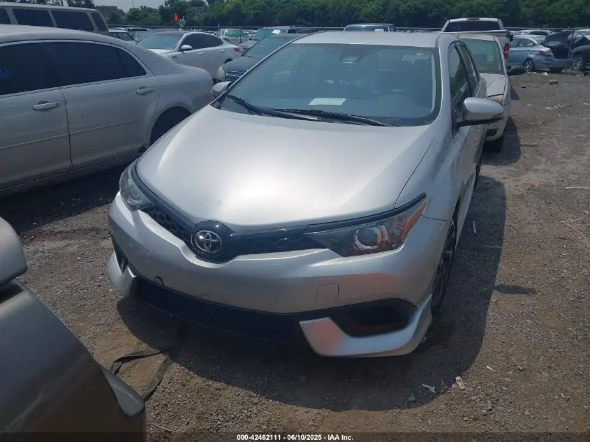 2018 TOYOTA COROLLA IM  