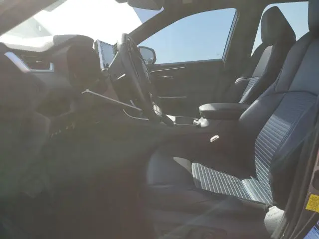 2021 TOYOTA RAV4 XSE  