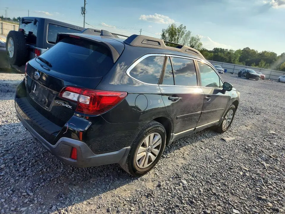 2018 SUBARU OUTBACK 2.5I PREMIUM  