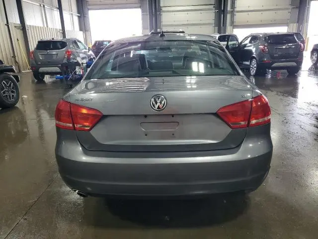 2013 VOLKSWAGEN PASSAT SE  