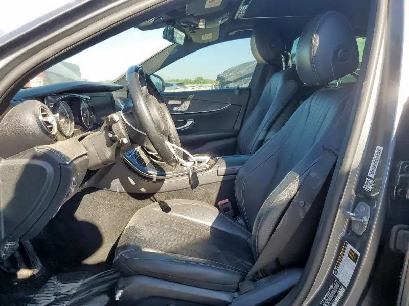 2017 MERCEDES-BENZ E 300  