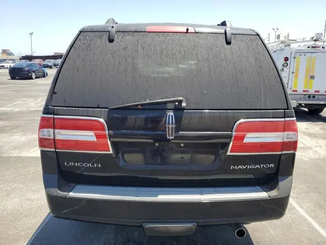 2011 LINCOLN NAVIGATOR   