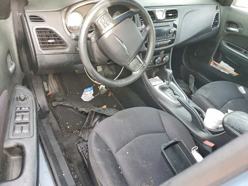 2014 CHRYSLER 200 LX  