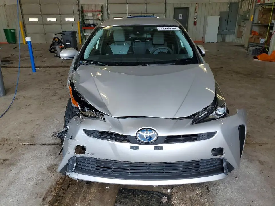 2020 TOYOTA PRIUS LE  