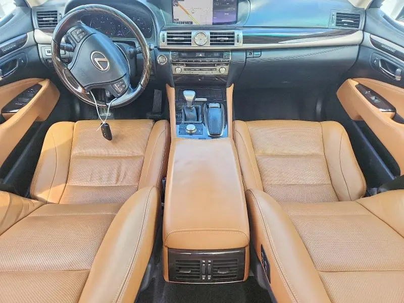 2015 LEXUS LS 460  