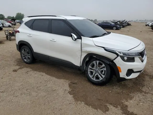 2023 KIA SELTOS S  