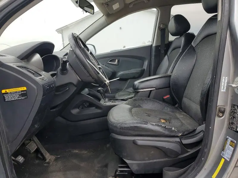 2010 HYUNDAI TUCSON GLS  