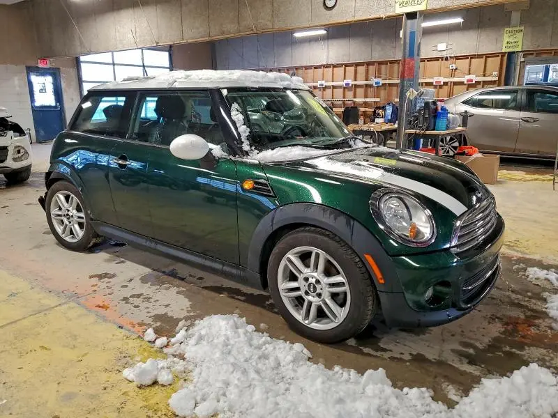 2012 MINI COOPER   