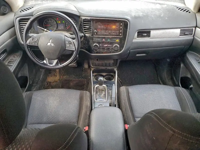2018 MITSUBISHI OUTLANDER ES  