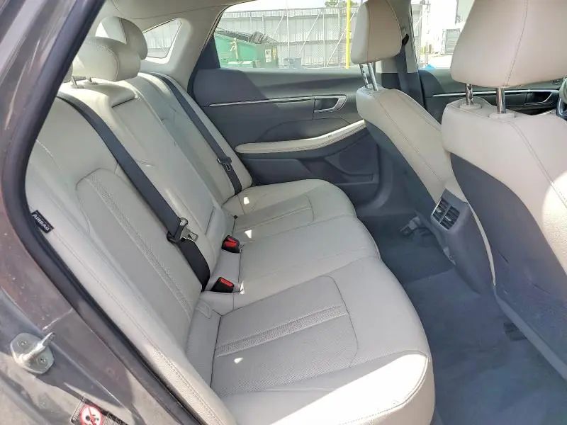 2022 HYUNDAI SONATA LIMITED  