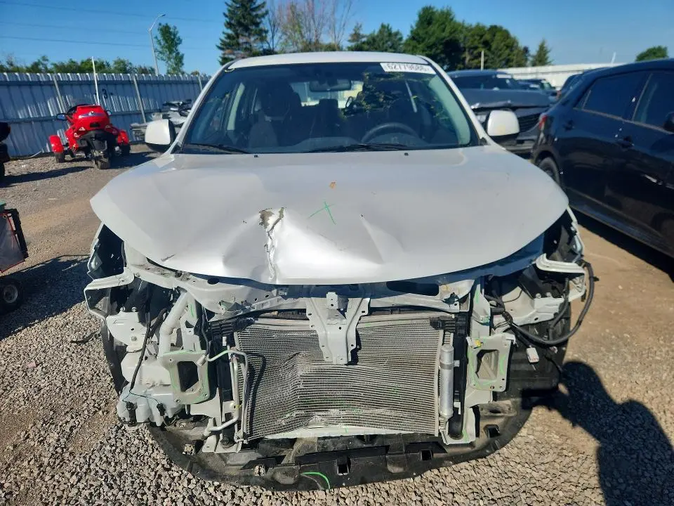 2024 MITSUBISHI RVR ES  