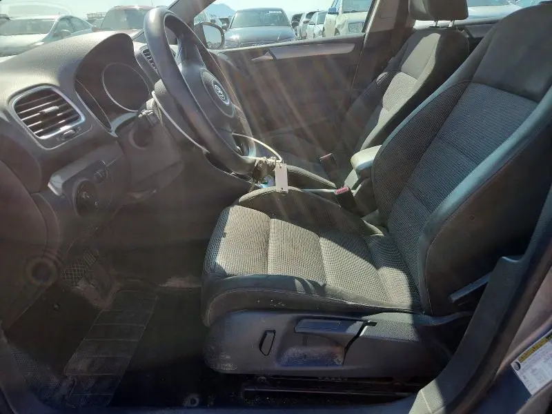 2013 VOLKSWAGEN GOLF   