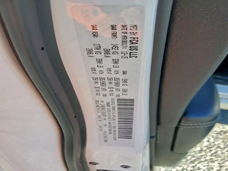 2015 DODGE DURANGO SXT  