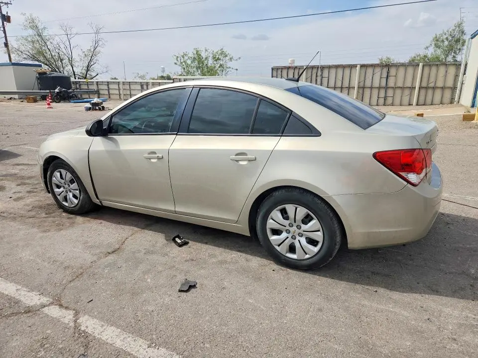 2014 CHEVROLET CRUZE LS  